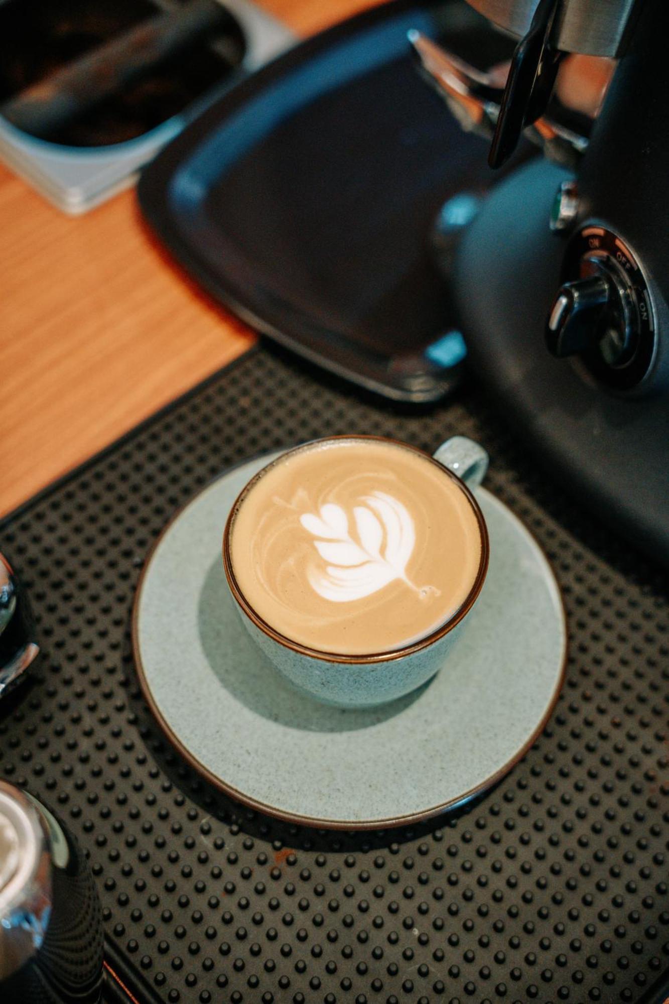 Hostel Puu Pau & Coffee Shop *